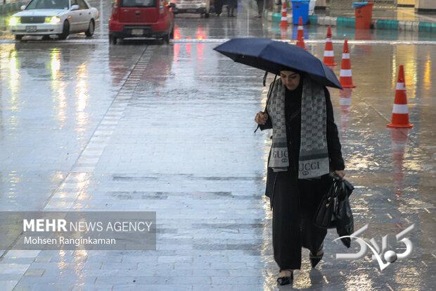 هشدارسطح زرد هواشناسی در اردبیل؛ بارشهای بهاری و وزش بادشدیددرراه است