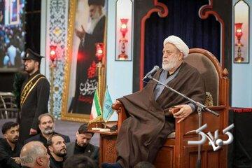 بیانیه رهبر جدید انقلاب دلهای پاک را شاد و قلدران را دچار حقارت کرد