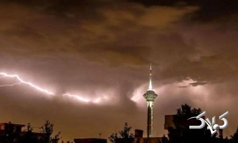 طوفان- باد و طوفان شدید- طوفان و گردوخاک-وزش باد شدید و تندباد