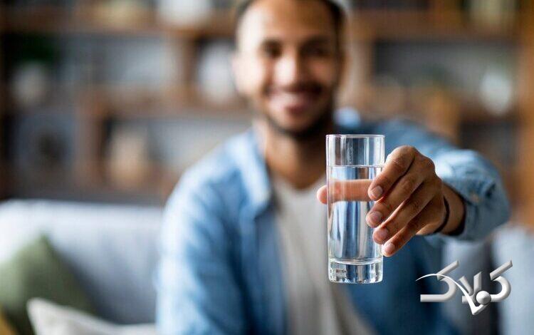 نوشیدن آب