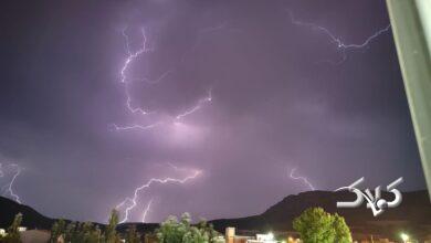 رعد و برق در آسمان