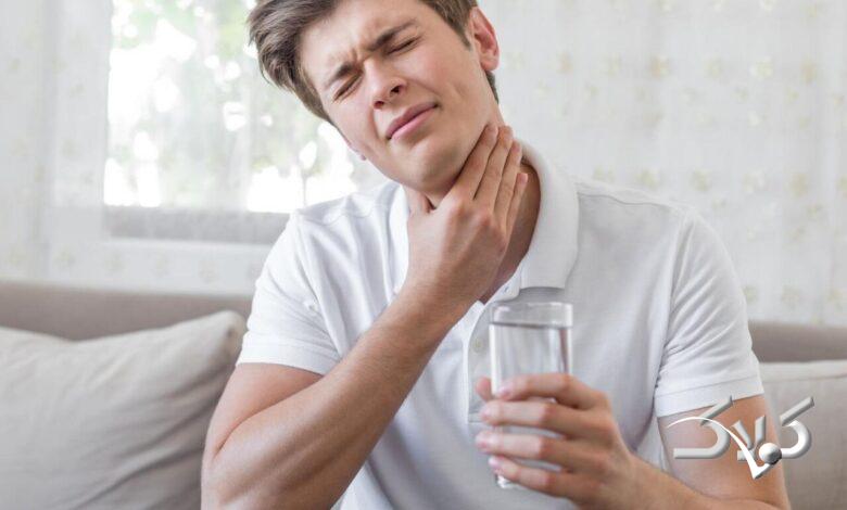 غرغره کردن با آب نمک
