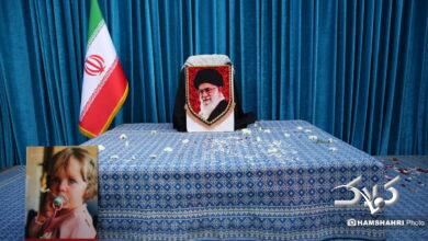 تجمع کارگران روبروی بیت رهبر شهید