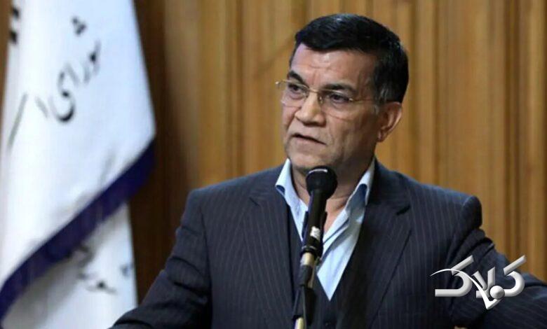 نبویان باید بپذیرد که اشتباه کرده و عذرخواهی کند