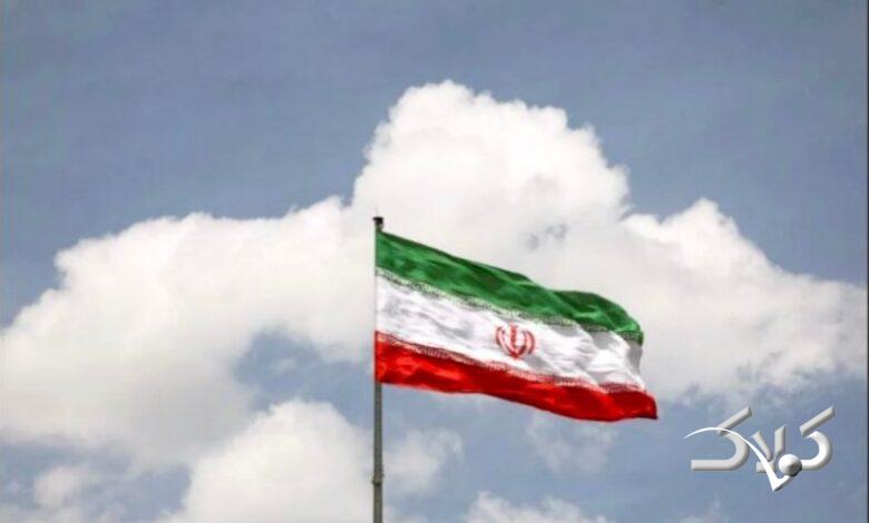 چرا برخی سوپرانقلابیها هر مخالفی را «نفوذی» میخوانند؟