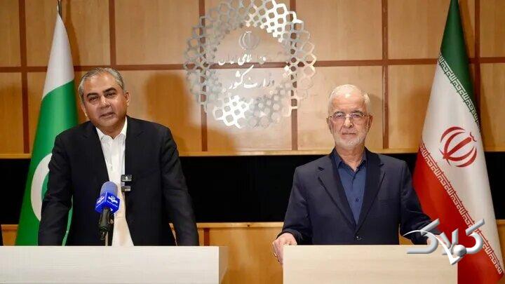 اسکندر مومنی و سید محسن نقوی، وزای کشور ایران و پاکستان