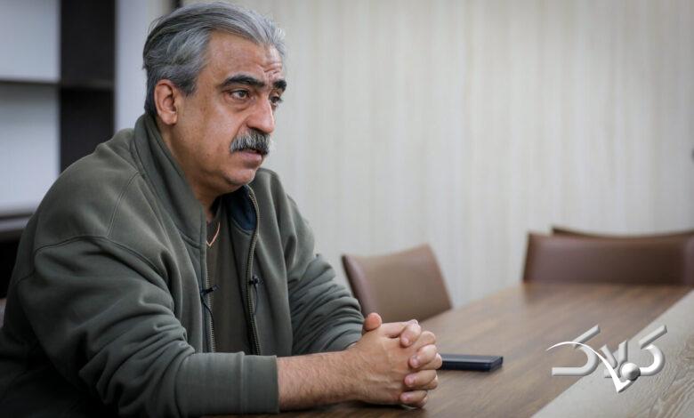 کارشناس محبوب صداوسیما: آمریکا ۱۰۰ آبنبات جلوی ایران انداخته تا یک مروارید بگیرد! +ویدیو