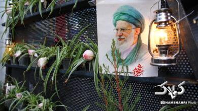 تجمع کارگران روبروی بیت رهبر شهید