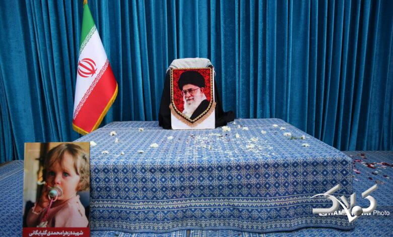 تجمع کارگران روبروی بیت رهبر شهید