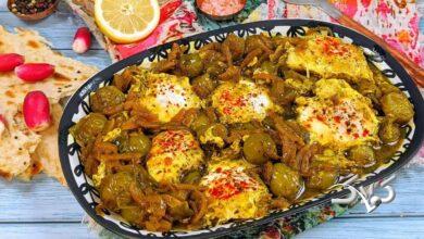 خورشت گوجه سبز