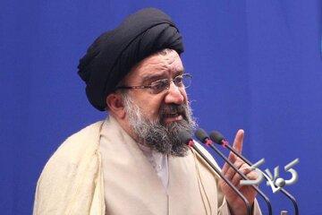 احمد خاتمی: آیتالله سید مجتبی خامنهای در جنگ رمضان از ناحیه پا آسیب شدید دید بهطوری که احتمال قطع پا مطرح بود، اما...
