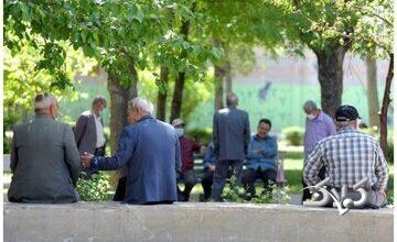 تکریم بازنشستگان این است که هر روز با مطرح کردن حذف مزایا دل شان را بلرزانید؟