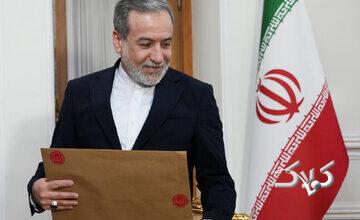 از «سازشگر» تا درخواست «اعدام» ؛ بهانهجوییها تمام میشود؟/ چه کسانی مقابل وزیر خارجه صف کشیدهاند؟