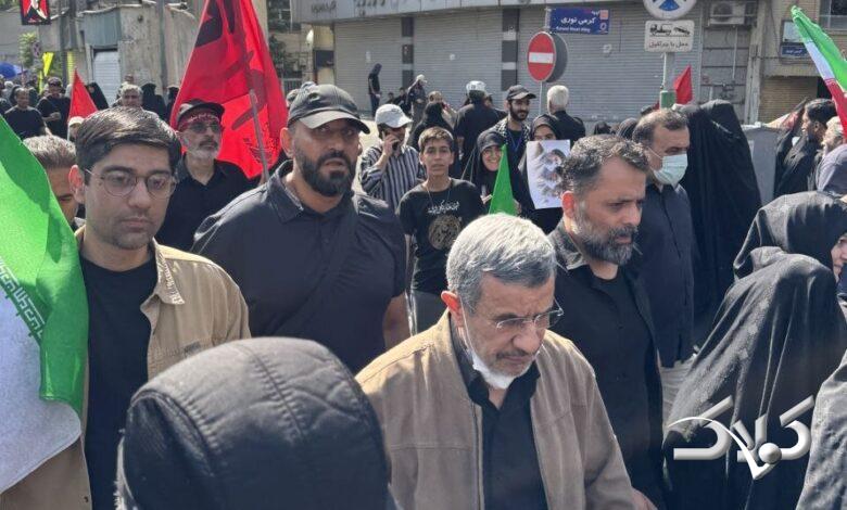 پایان چند ماه غیبت؛ محمود احمدینژاد در مراسم تشییع رهبر شهید