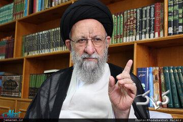هشدار یکی از ائمه جمعه درباره تهمت و تخریب مسئولان ارشد نظام/ نماینده ولی فقیه در گلستان: تهمت به مسئولان حد شرعی و قانونی دارد