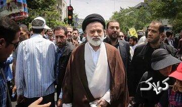 آیت الله سید مصطفی خامنهای کیست/ پسری که بر پیکر پدر شهید نماز خواند