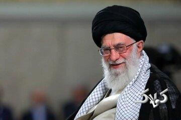 قابی ماندگار از رهبر شهید انقلاب در تنگه هرمز + عکس