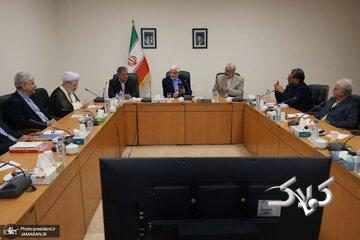 عارف: حتی منتقدان داخل دولت نیز سند یادداشت تفاهم را سندی ارزشمند میدانند/ با وضع برخی قوانین کشور را از ظرفیت نیروهای باتجربه محروم کردهایم