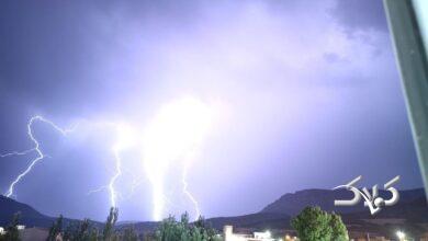 رعد و برق در آسمان
