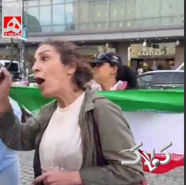 ایرانی وطندوست خطاب به یک وطن فروش