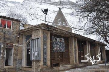 «امامزاده چوبی» گنج پنهان البرز در دل روستای ورده