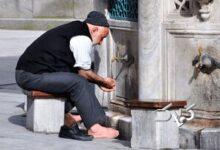 حکم بستن شیر آب هنگام وضو چیست؟